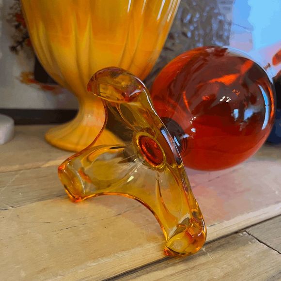 Vintage Viking Glass Epic Arching Thumb Print Footed Vase PLEASE DO NOT BUNDLE - Picture 4 of 8